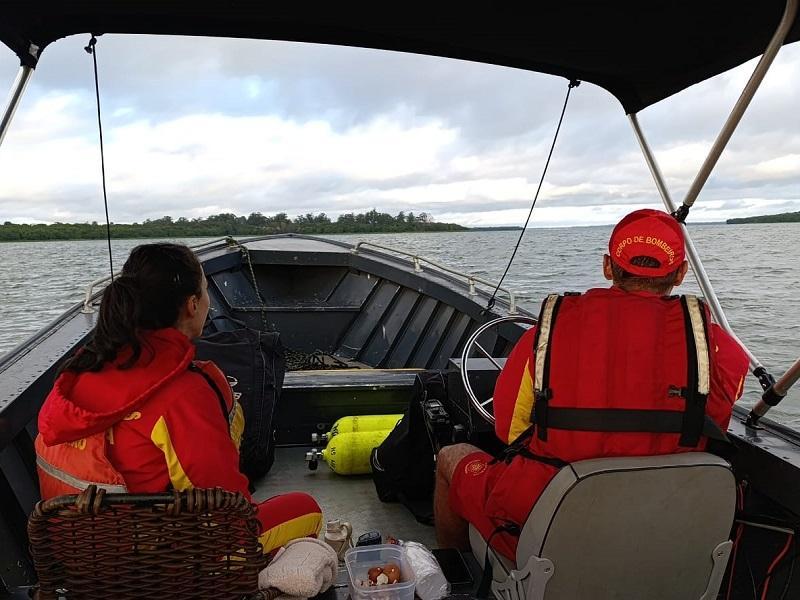 Corpo de jovem desaparecido em acidente no Lago de Itaipu é encontrado após três dias de buscas